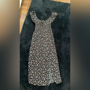 Cute long flowy dress with flower details & bow on chest and a slit down the leg